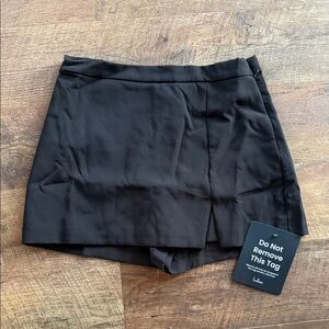 Lulu's Elegant Black Skort